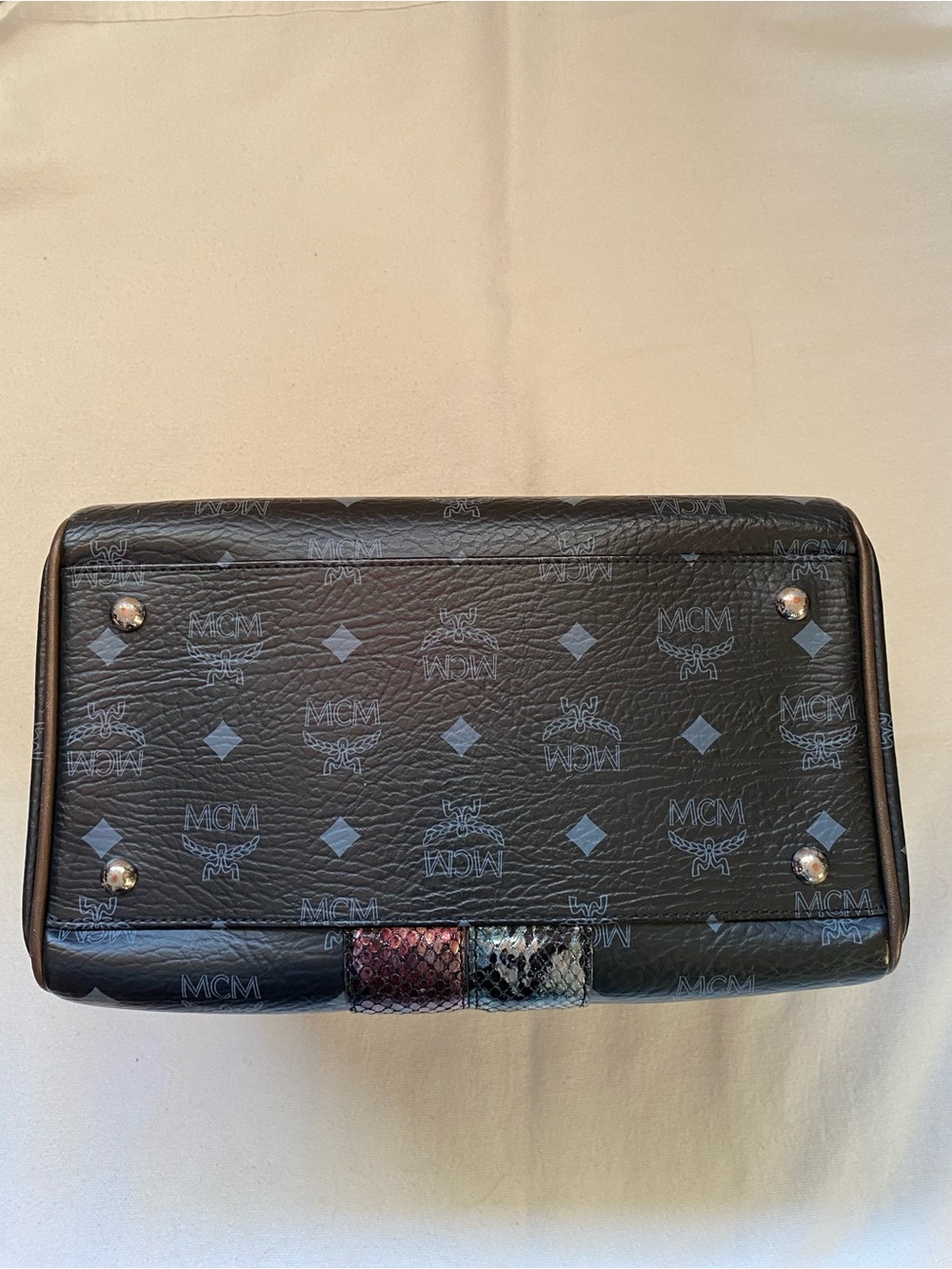 MCM Black Leather Boston Bag with Lion Motif and Mixed Snake-Print Accents - Picture 4 of 4